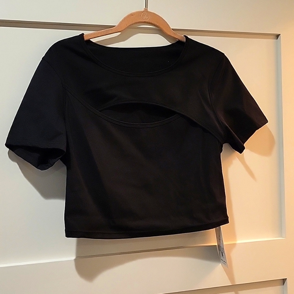Halara cut out top,XL,NWT